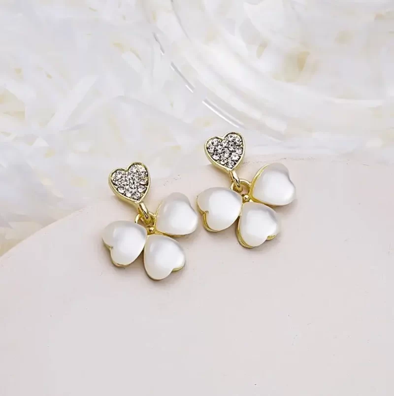 Heart With Three White Petals Korean Earrings - Image 4