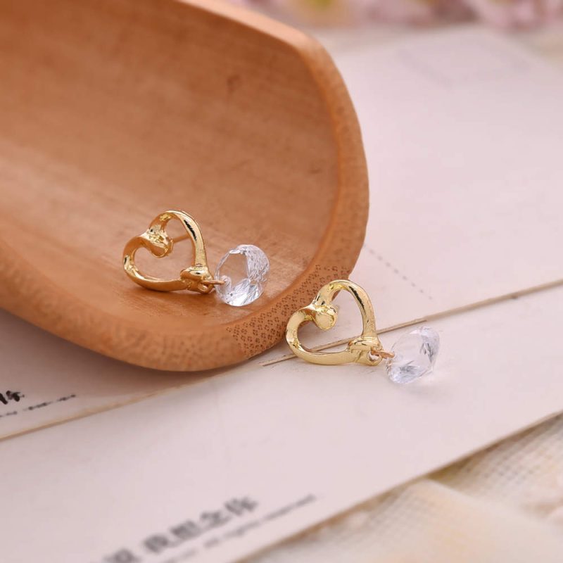 Sweet Heart Love Earrings - Image 4