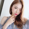 Long Tassel Star Shape Clip on Earrings - Image 3